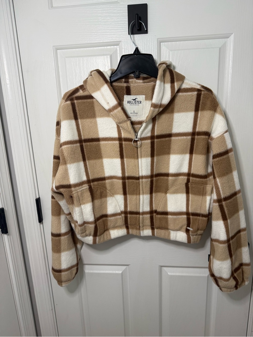 Hollister Hooded Cropped Plaid Fleece Jacket - Brown & White